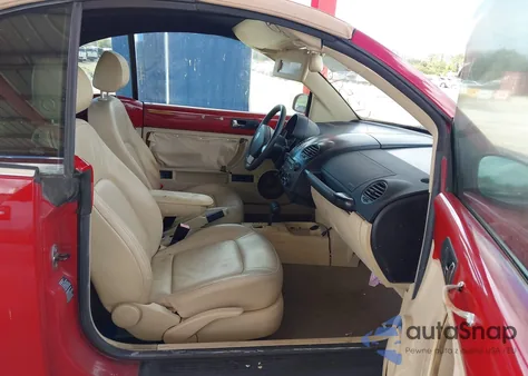 2006 Volkswagen New Beetle 2.5 z USA, uszkodzony, nr VIN 3VWSF31Y66M330936